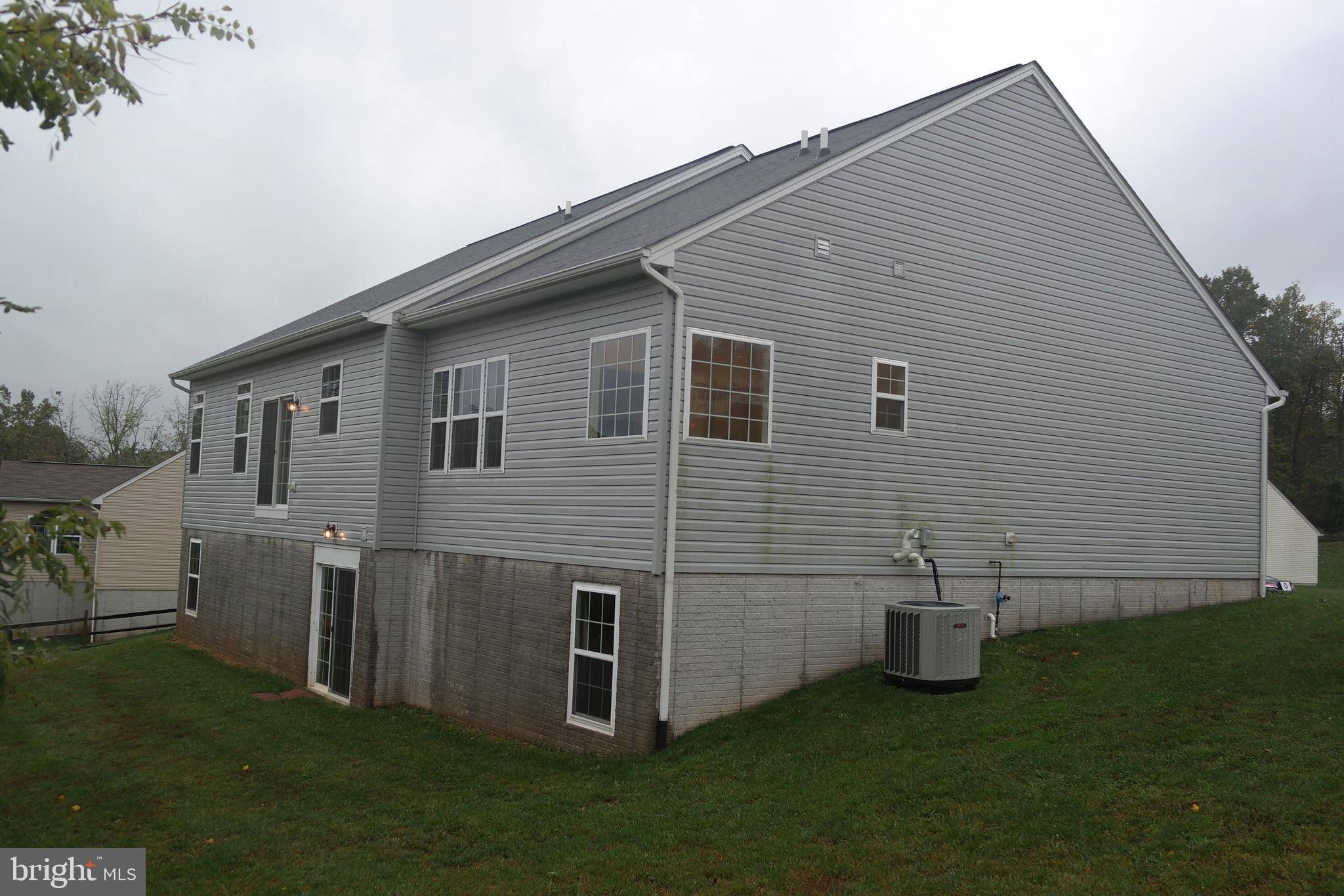 Delta, PA 17314,184 SPLIT ROCK DR