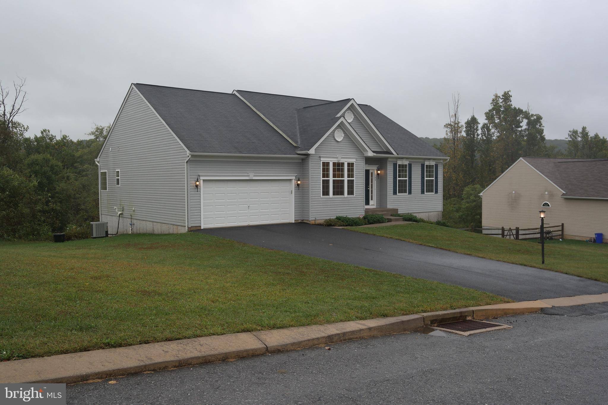 Delta, PA 17314,184 SPLIT ROCK DR