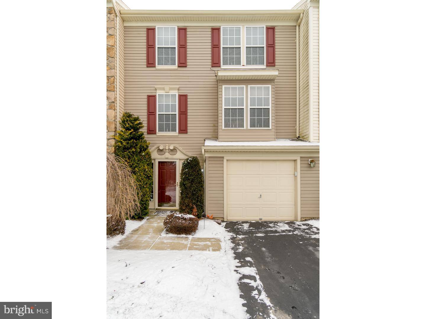 Center Valley, PA 18034,4362 APPLE BLOSSOM DR