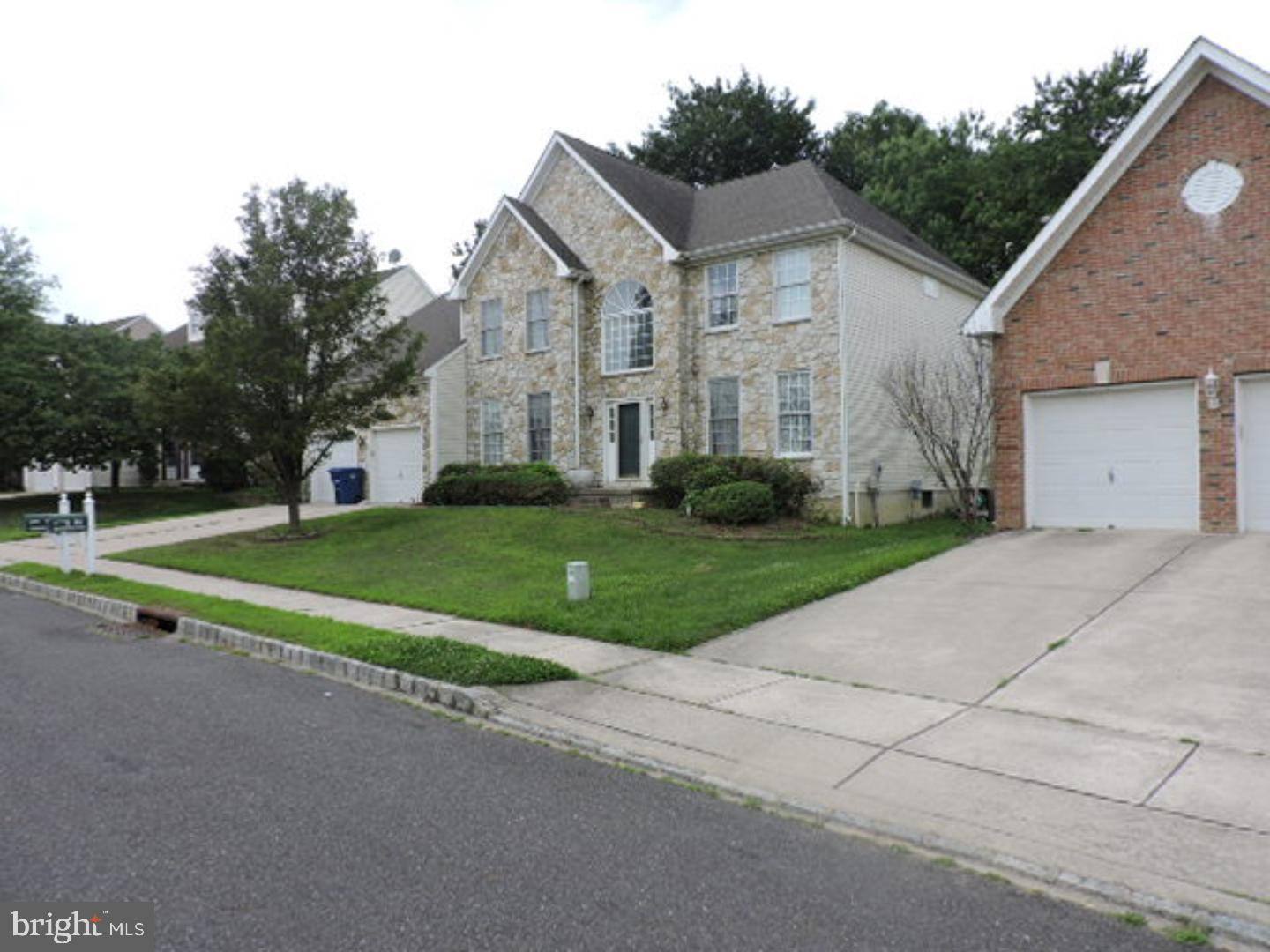 Westampton, NJ 08060,24 GREENBRIER DR