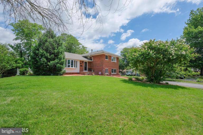 Alexandria, VA 22303,5811 FLAXTON PL