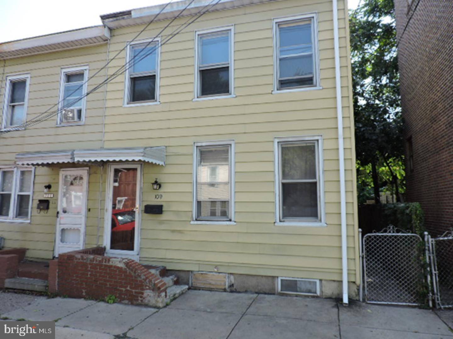 Trenton, NJ 08611,109 RUSLING ST