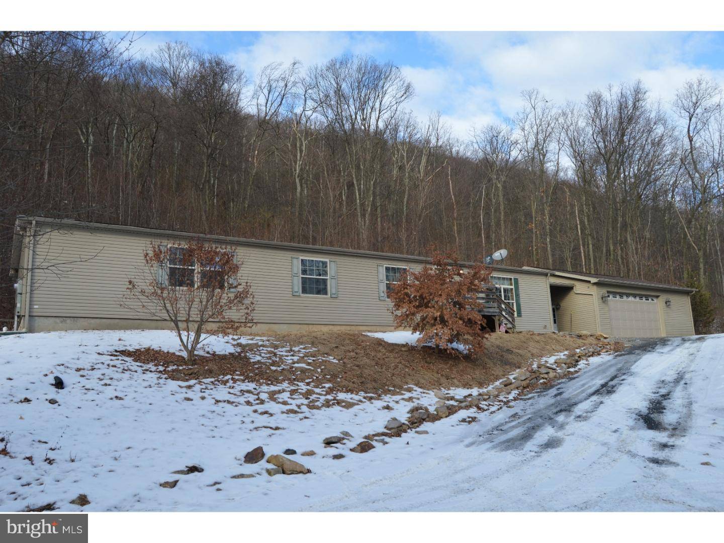 Kempton, PA 19529,8292 W S BLUE MOUNTAIN HOUSE RD