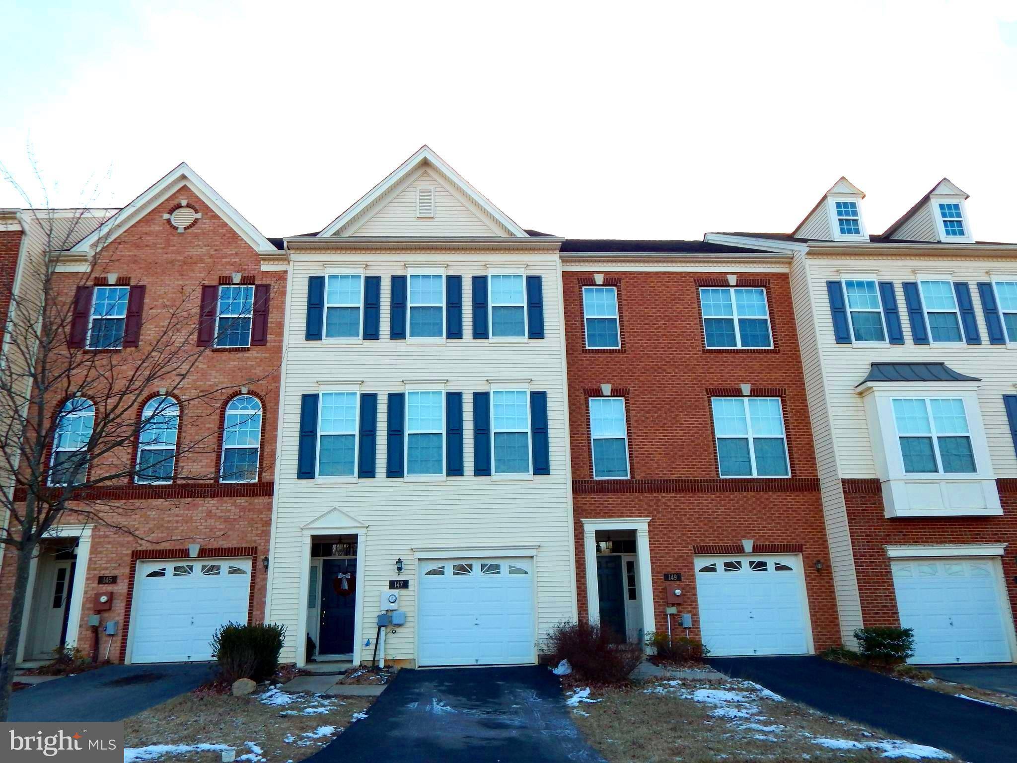 Martinsburg, WV 25403,147 ABINO HILLS WAY