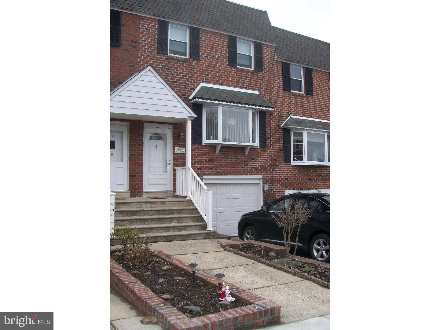 Philadelphia, PA 19114,3988 CARTERET DR