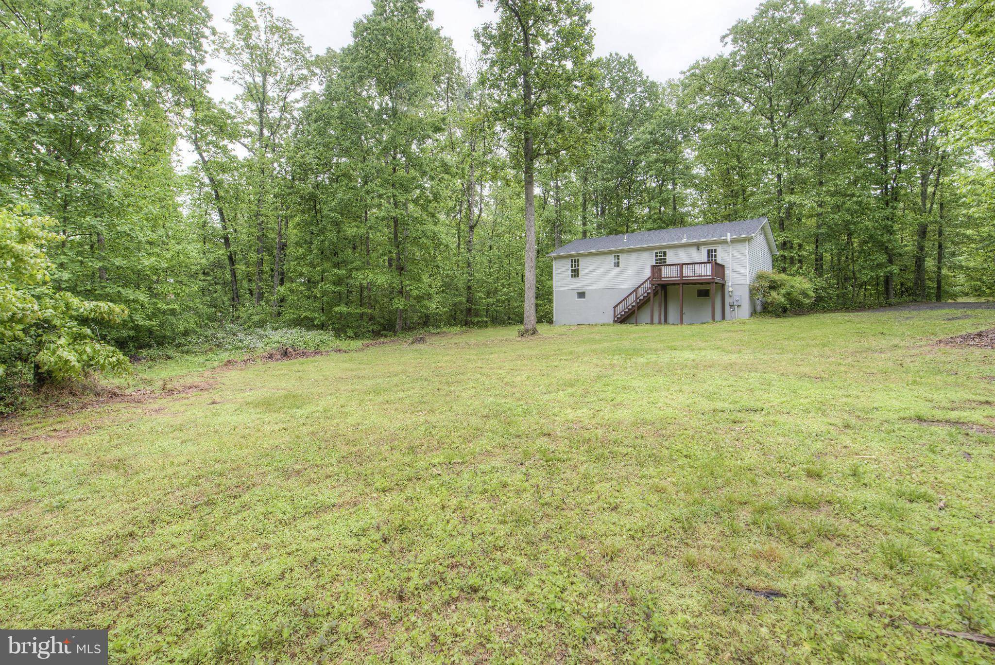 Reva, VA 22735,5876 RIVERBEND LN