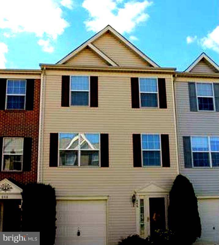 Leesburg, VA 20175,846 VANDERBILT TER SE