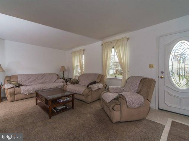 Lancaster, PA 17602,411 LARKSPUR LOOP