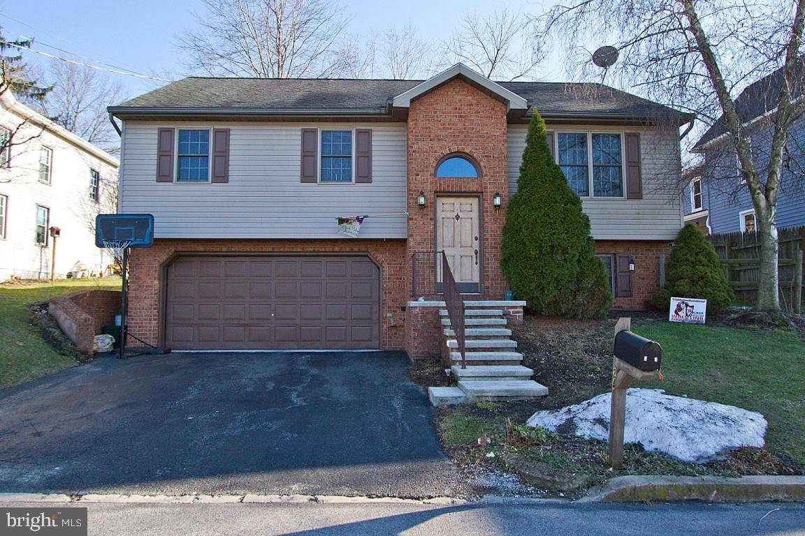 Mountville, PA 17554,24 E NEW ST