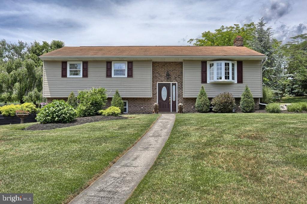 Annville, PA 17003,25 SANDY DR