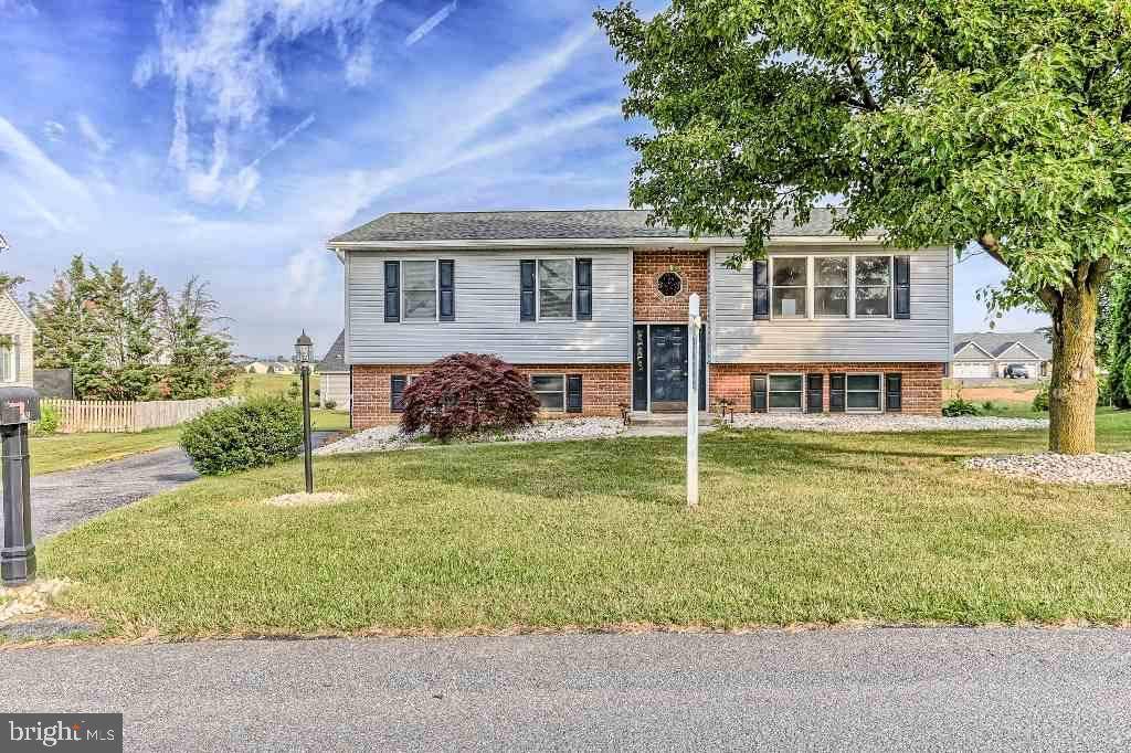 Shippensburg, PA 17257,209 HICKORY LN