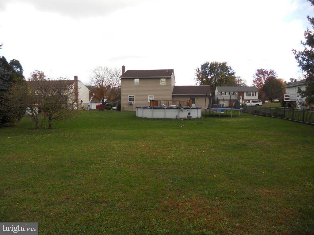 Columbia, PA 17512,1295 STAMAN LN