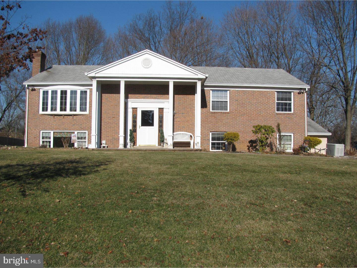 Huntingdon Valley, PA 19006,3602 SIPLER LN