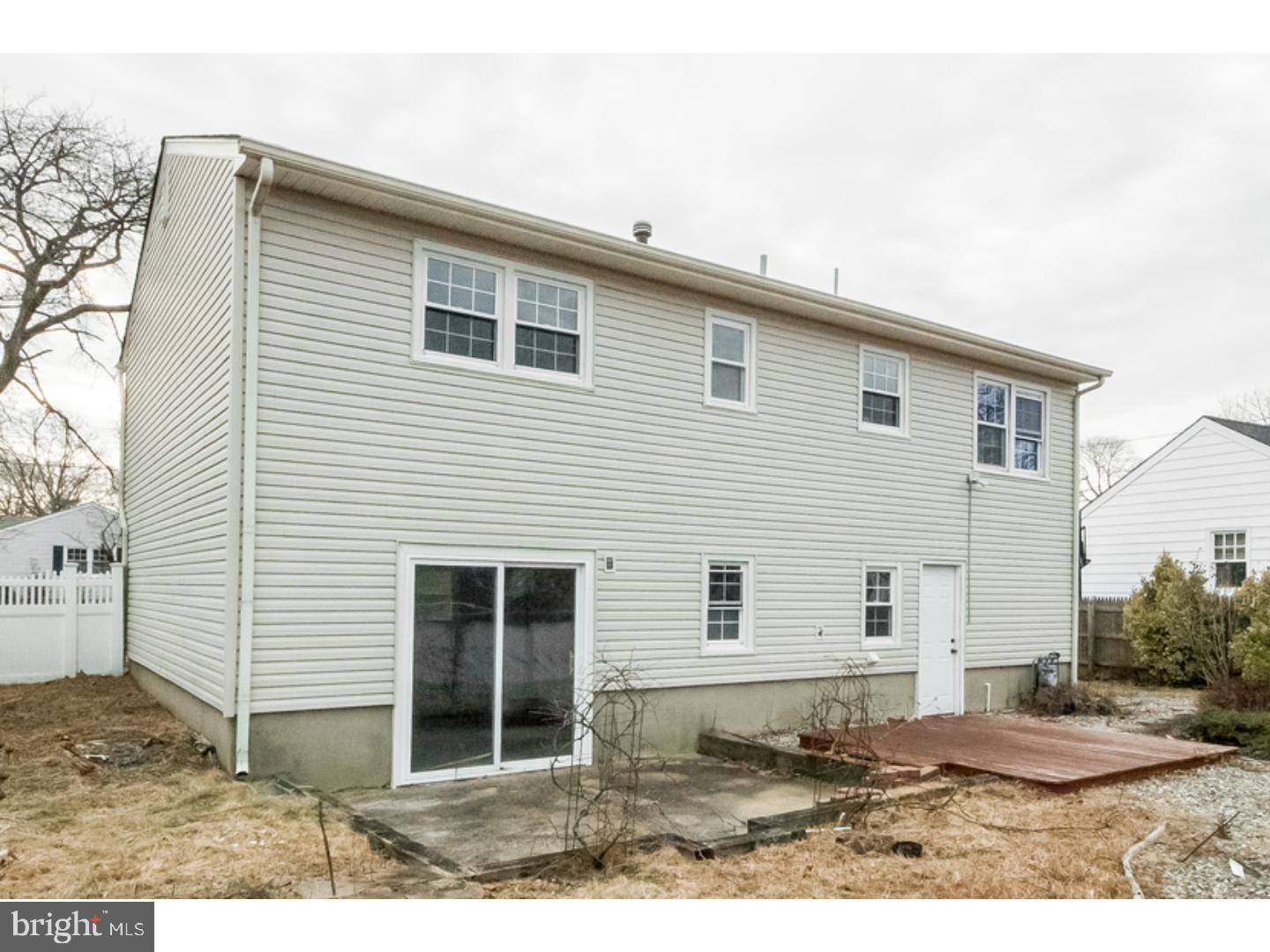 Brick, NJ 08724,207 RIVIERA DR