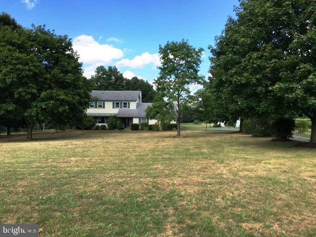 Mifflintown, PA 17059,416 ORCHARD RD