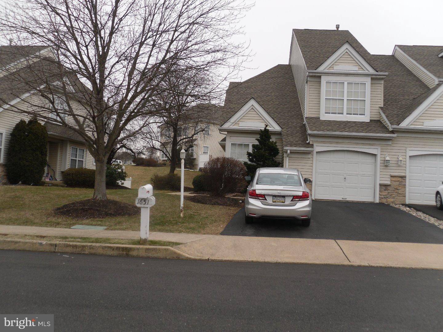 Warwick, PA 18929,1651 ROCKCRESS DR