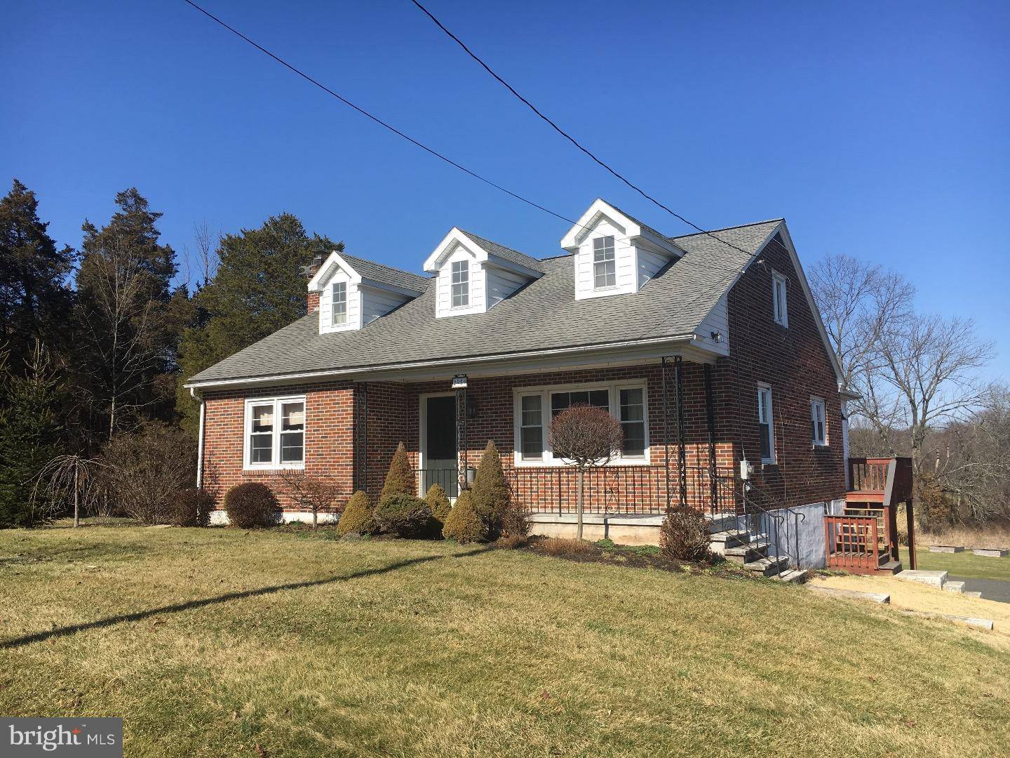 East Greenville, PA 18041,2959 KUTZTOWN RD