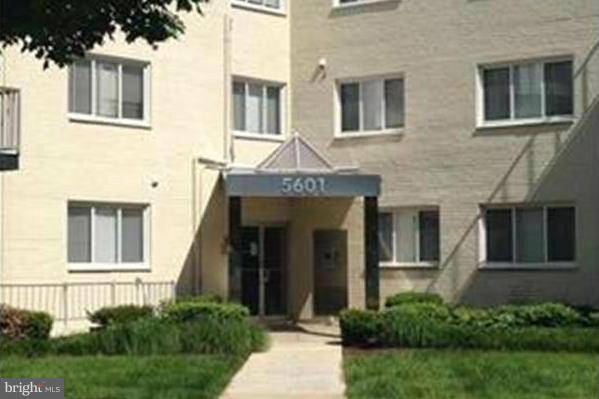 Hyattsville, MD 20782,5601 PARKER HOUSE TER #414