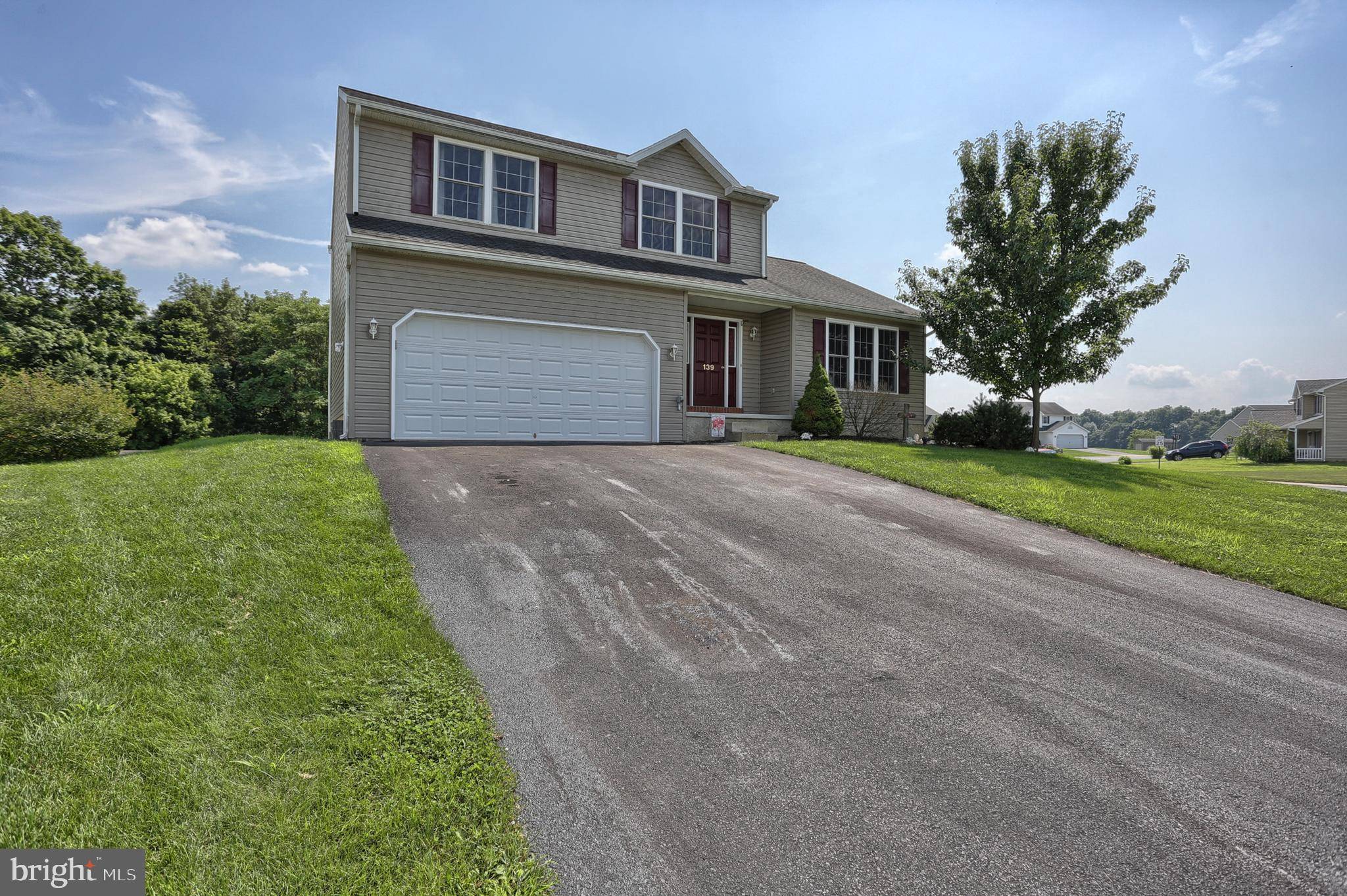 Jonestown, PA 17038,139 TWIN CREEKS DR