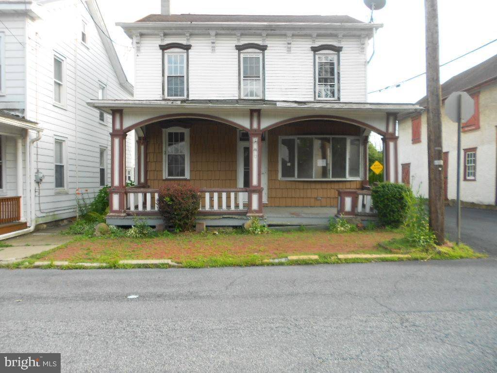 Pine Grove, PA 17963,10 MAPLE ST