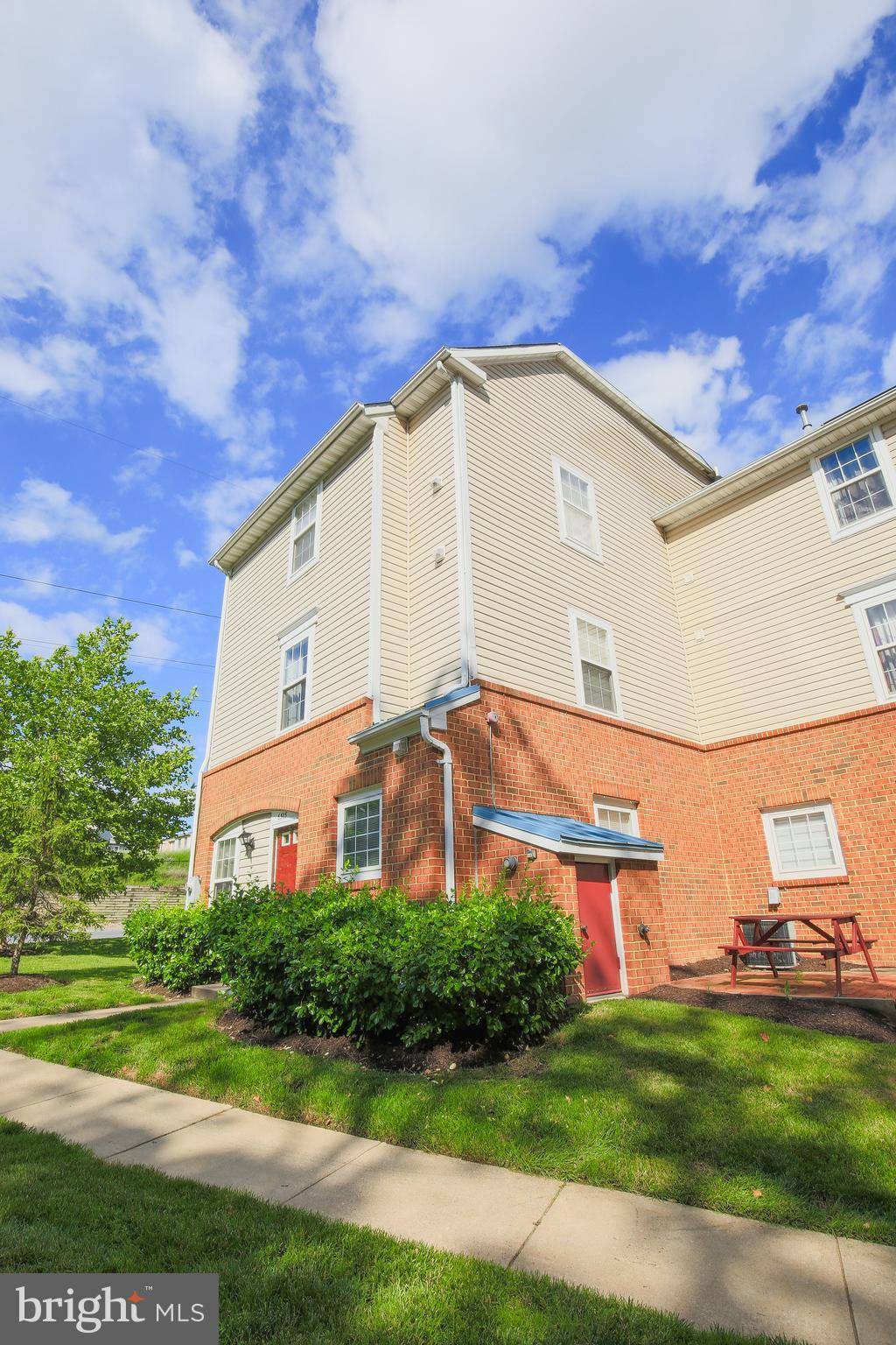 Elkridge, MD 21075,6303 SANDPIPER CT #11