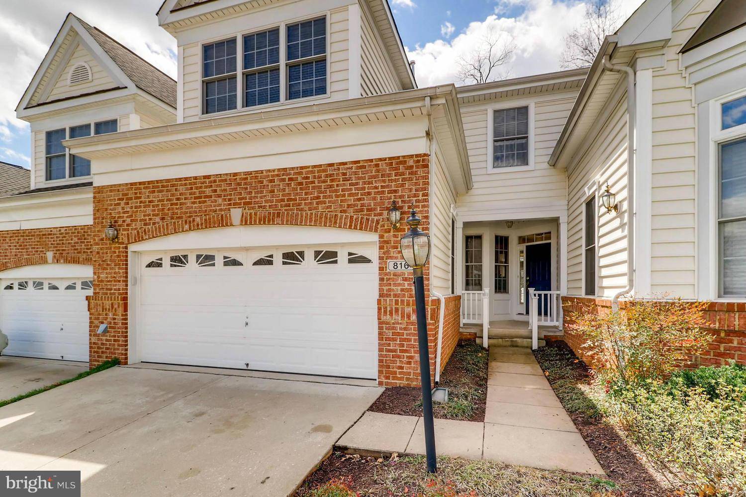 Catonsville, MD 21228,816 HIDDEN BLUFF CIR