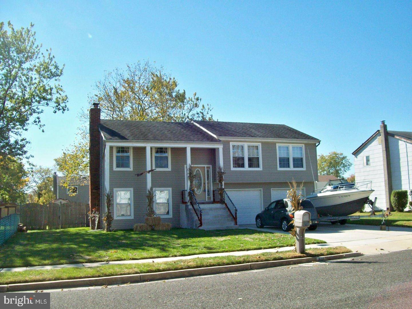 Williamstown, NJ 08094,405 ROBIN LN