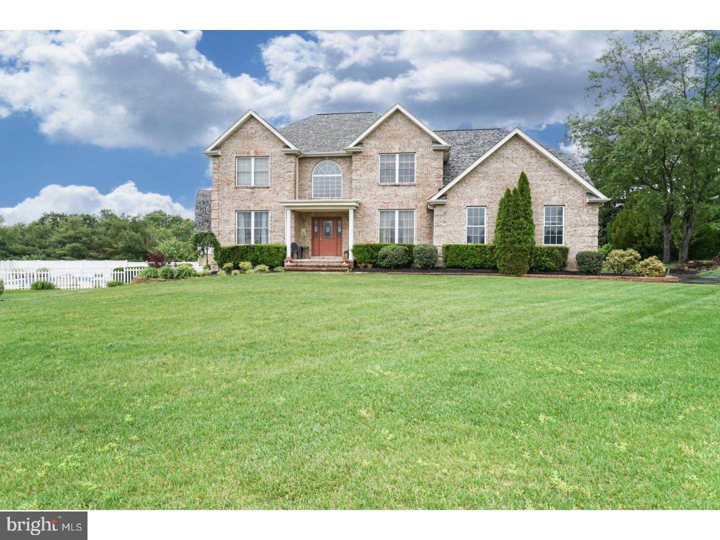 Woolwich Township, NJ 08085,5 SUNSET CT