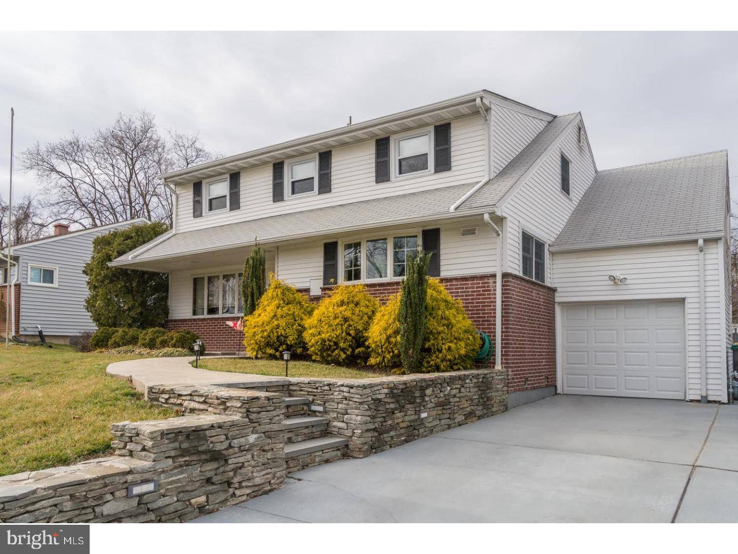 Claymont, DE 19703,14 GLENROCK DR