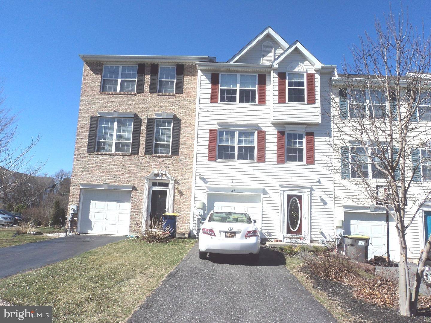 Hockessin, DE 19707,31 EMANDAN LN