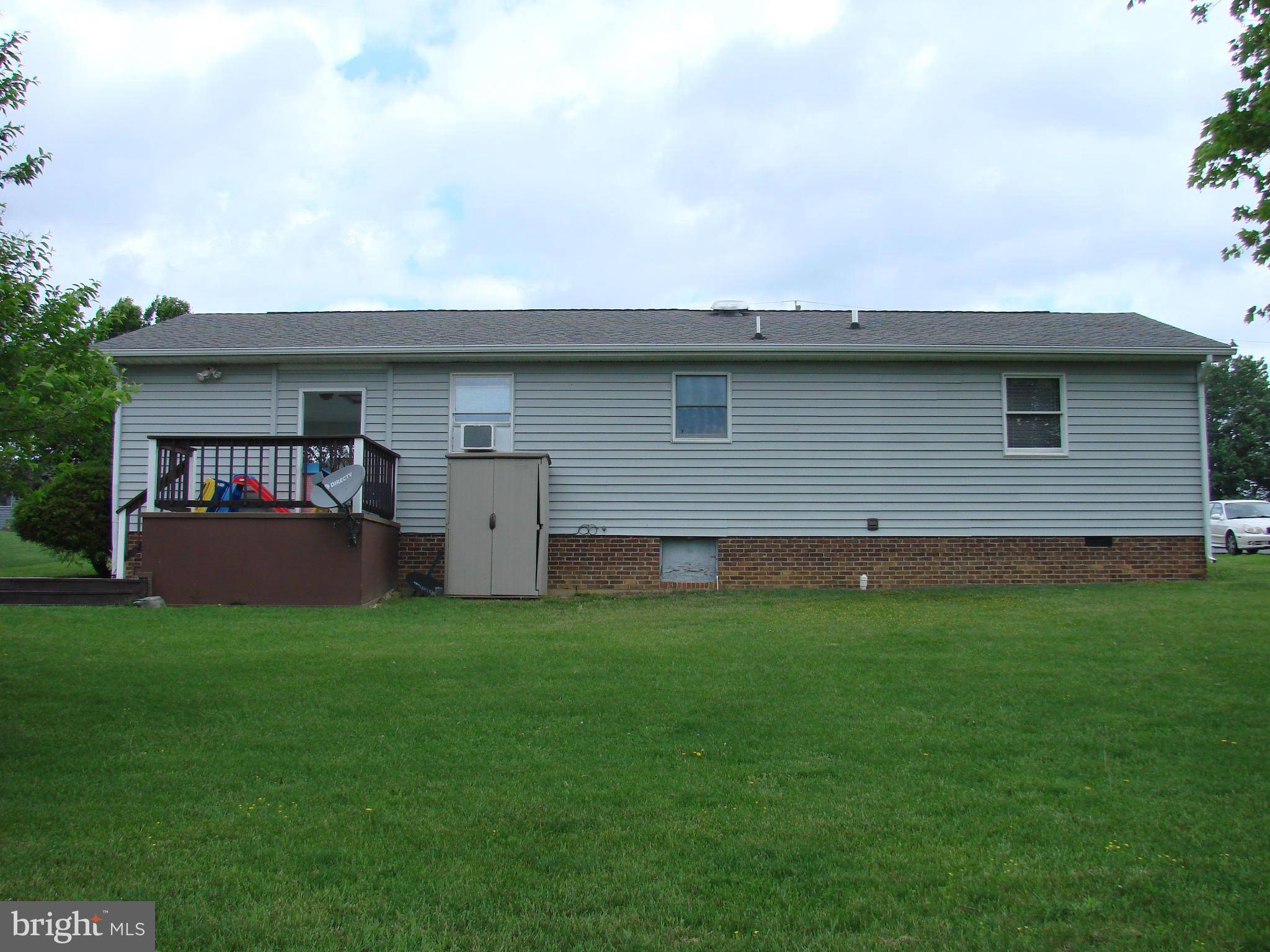 Luray, VA 22835,305 WESTLU DR