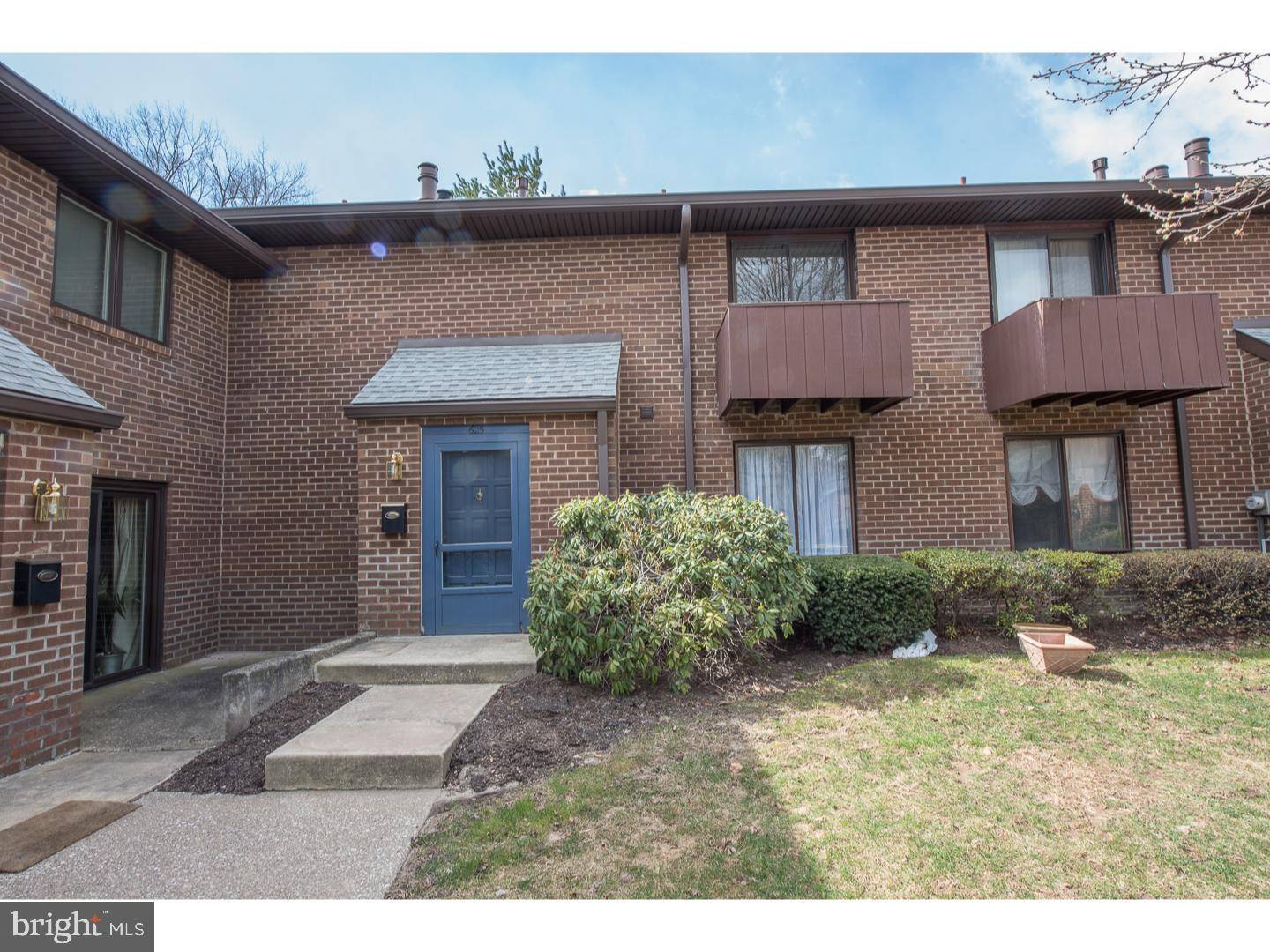 Ardmore, PA 19003,700 ARDMORE AVE #625