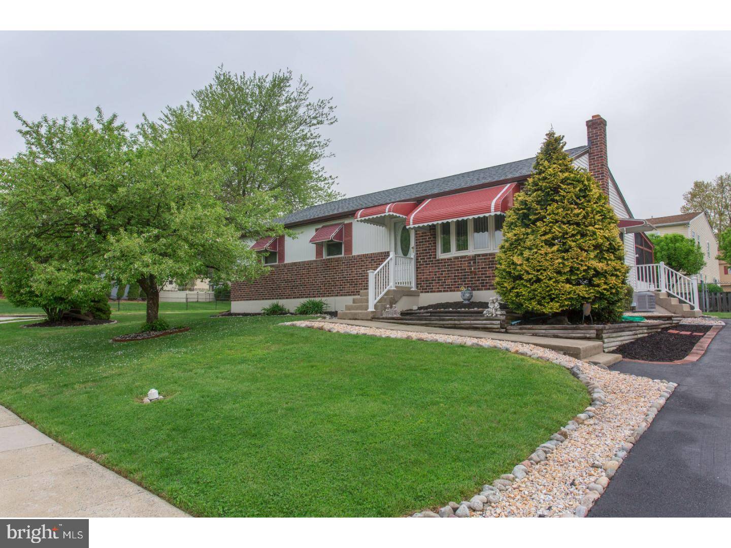 Aston, PA 19014,73 SCOTT LN