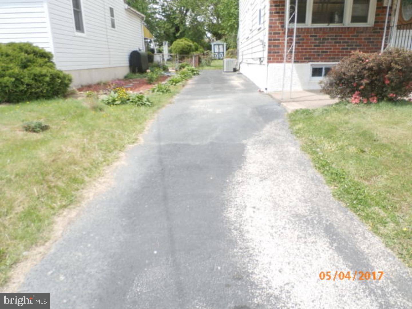 Glenolden, PA 19036,927 LAWNTON TER
