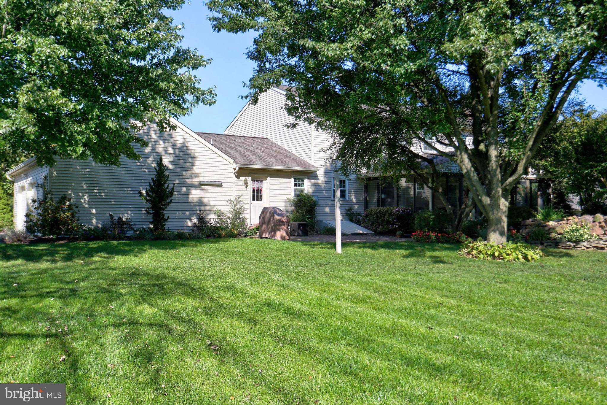 Lititz, PA 17543,956 BUCKWALTER RD