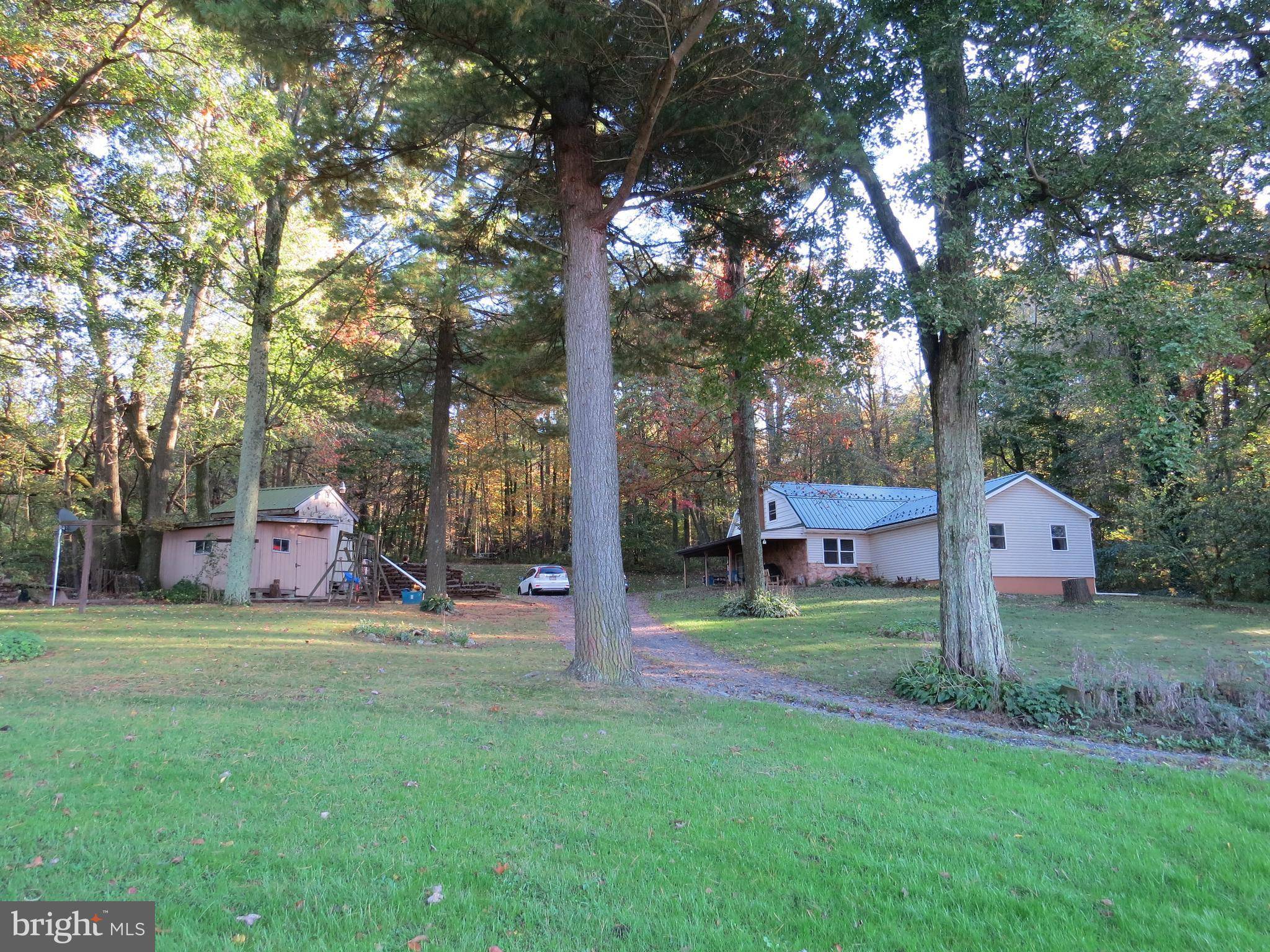 Pine Grove, PA 17963,101 HUNTERS DR