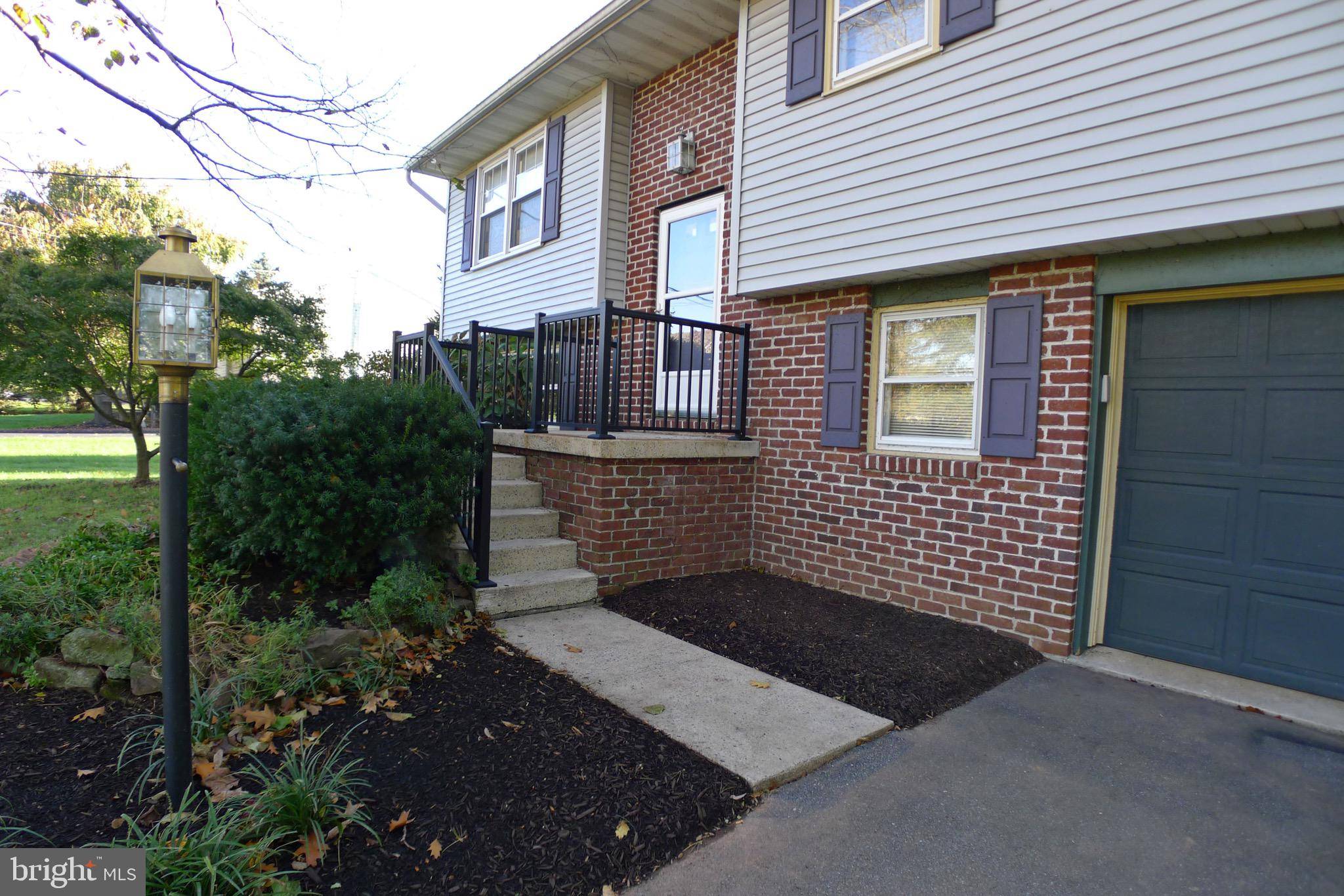 Denver, PA 17517,336 REINHOLDS RD