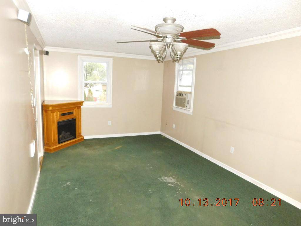 Pine Grove, PA 17963,7 W WOOD ST