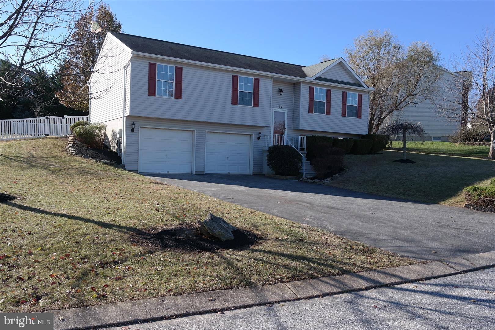 Stewartstown, PA 17363,137 BERKSHIRE LN