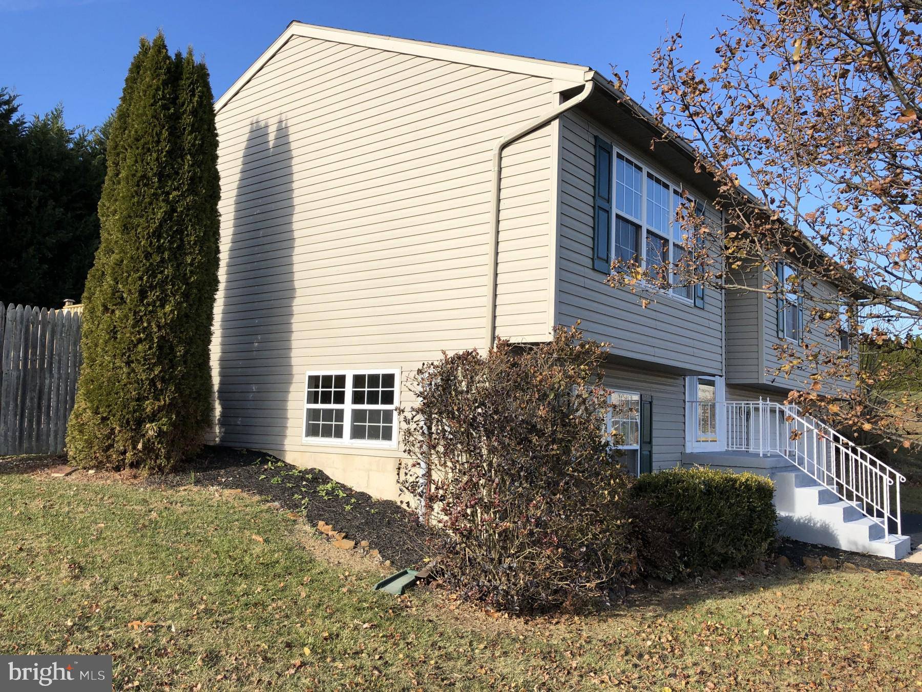 Mount Wolf, PA 17347,10 ASBURY CT