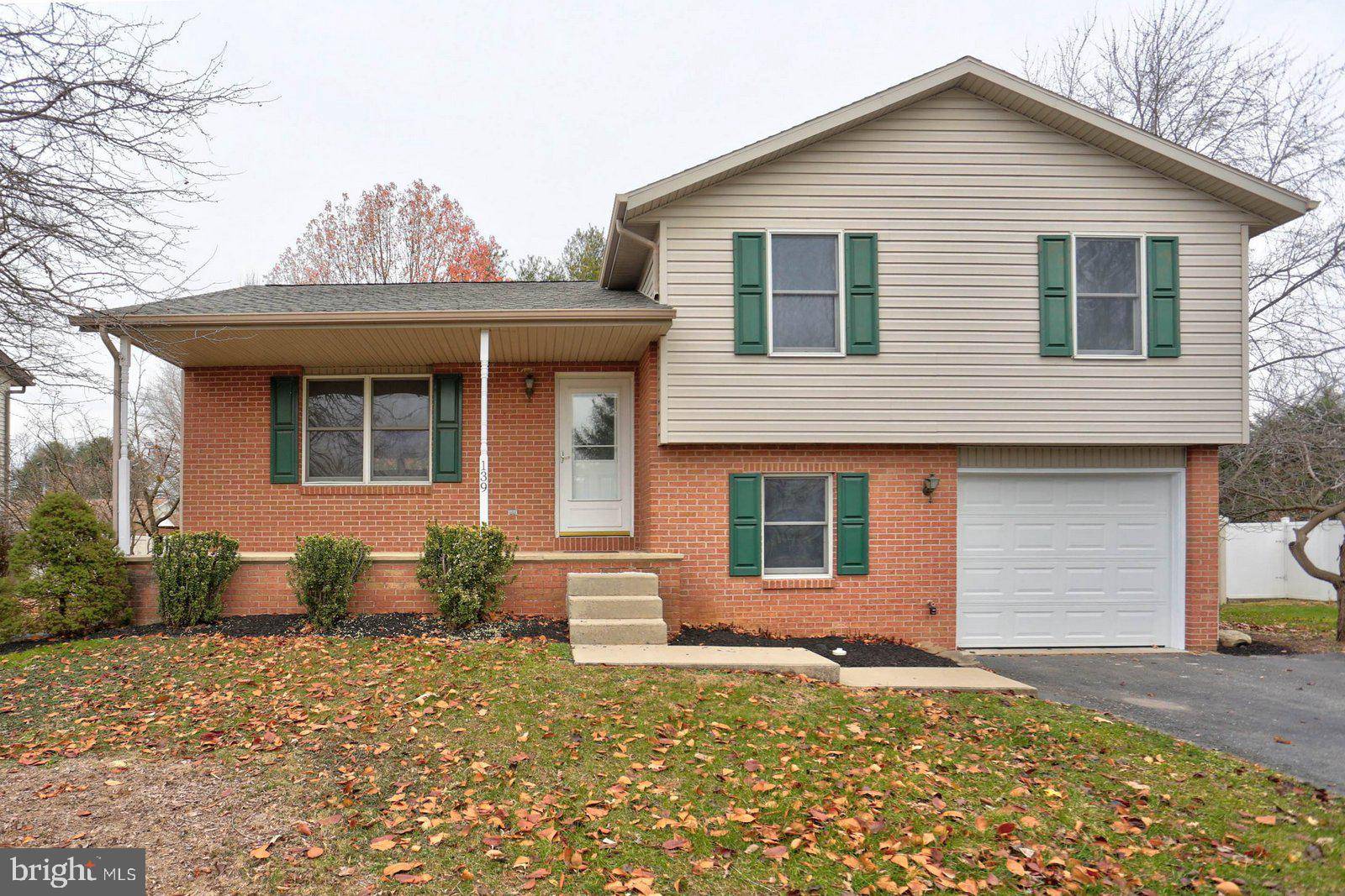 Elizabethtown, PA 17022,139 DONEGAL DR