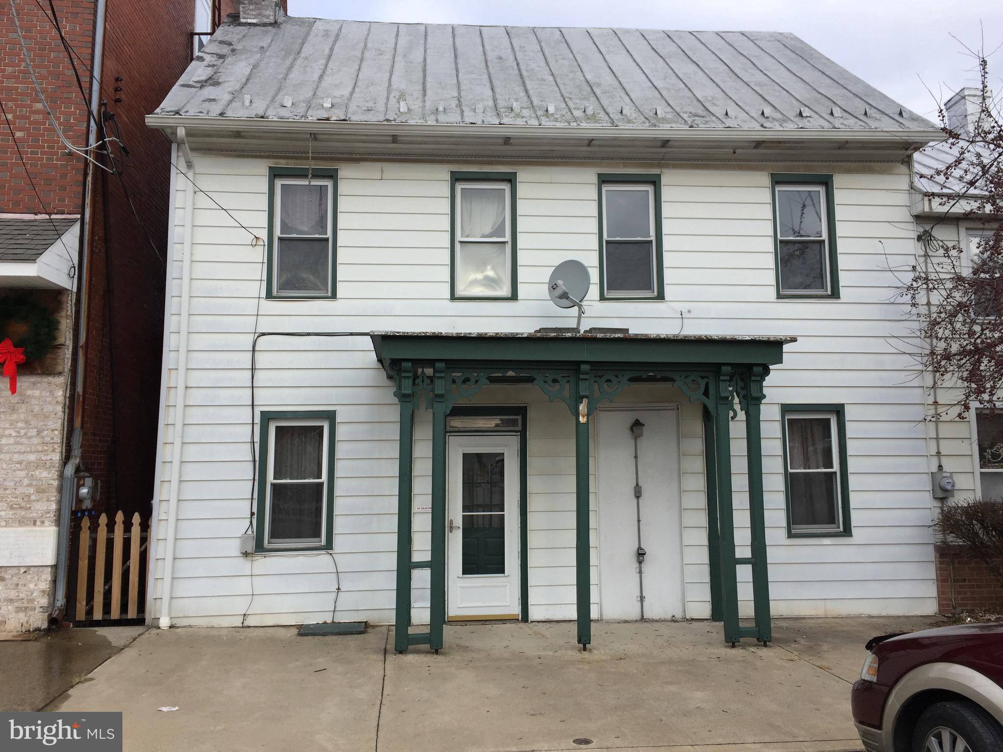 Jonestown, PA 17038,15 W MARKET ST ST W