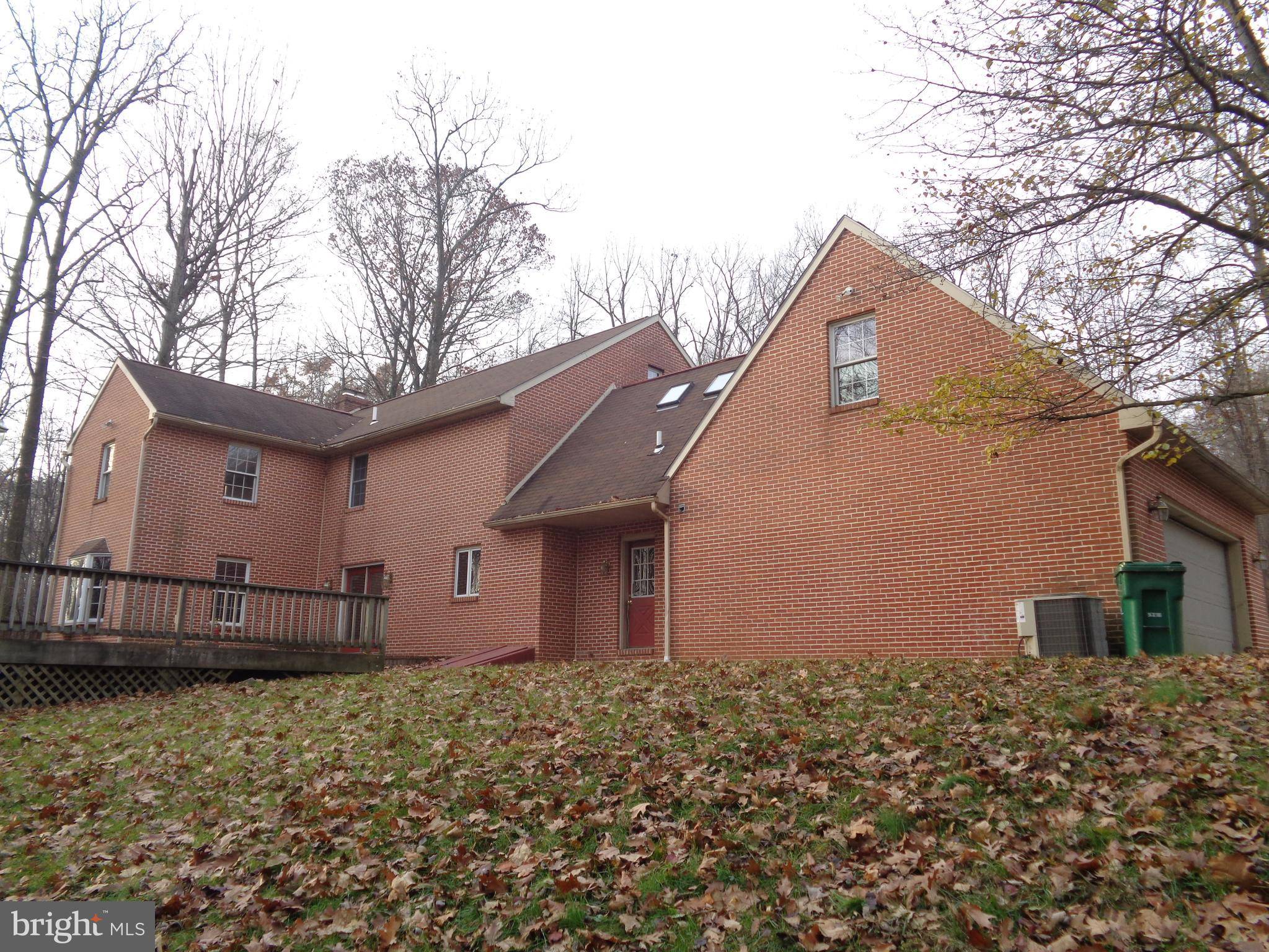 Lebanon, PA 17042,1707 HICKORY DR