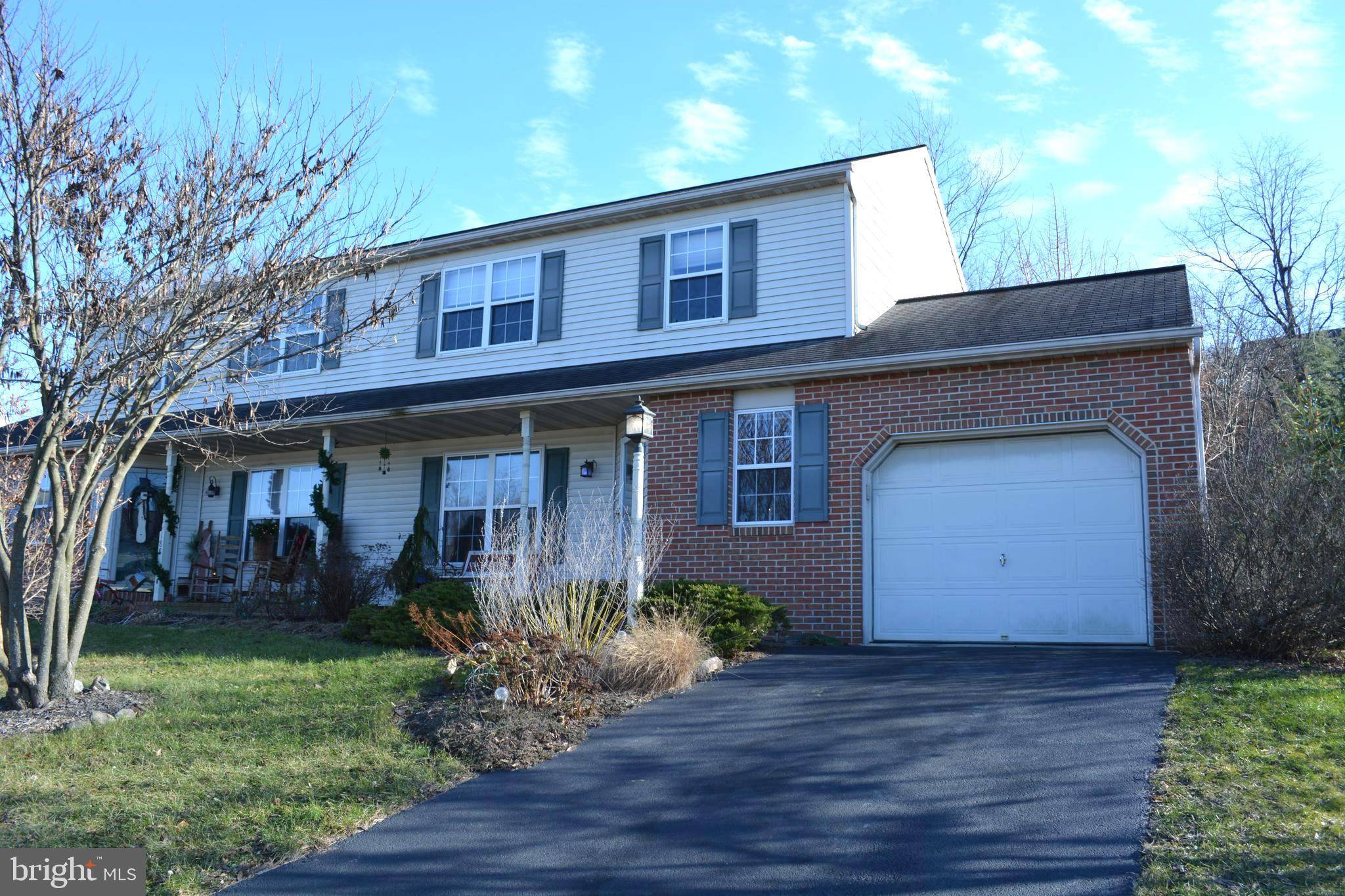 Ephrata, PA 17522,184 MORTAR LN