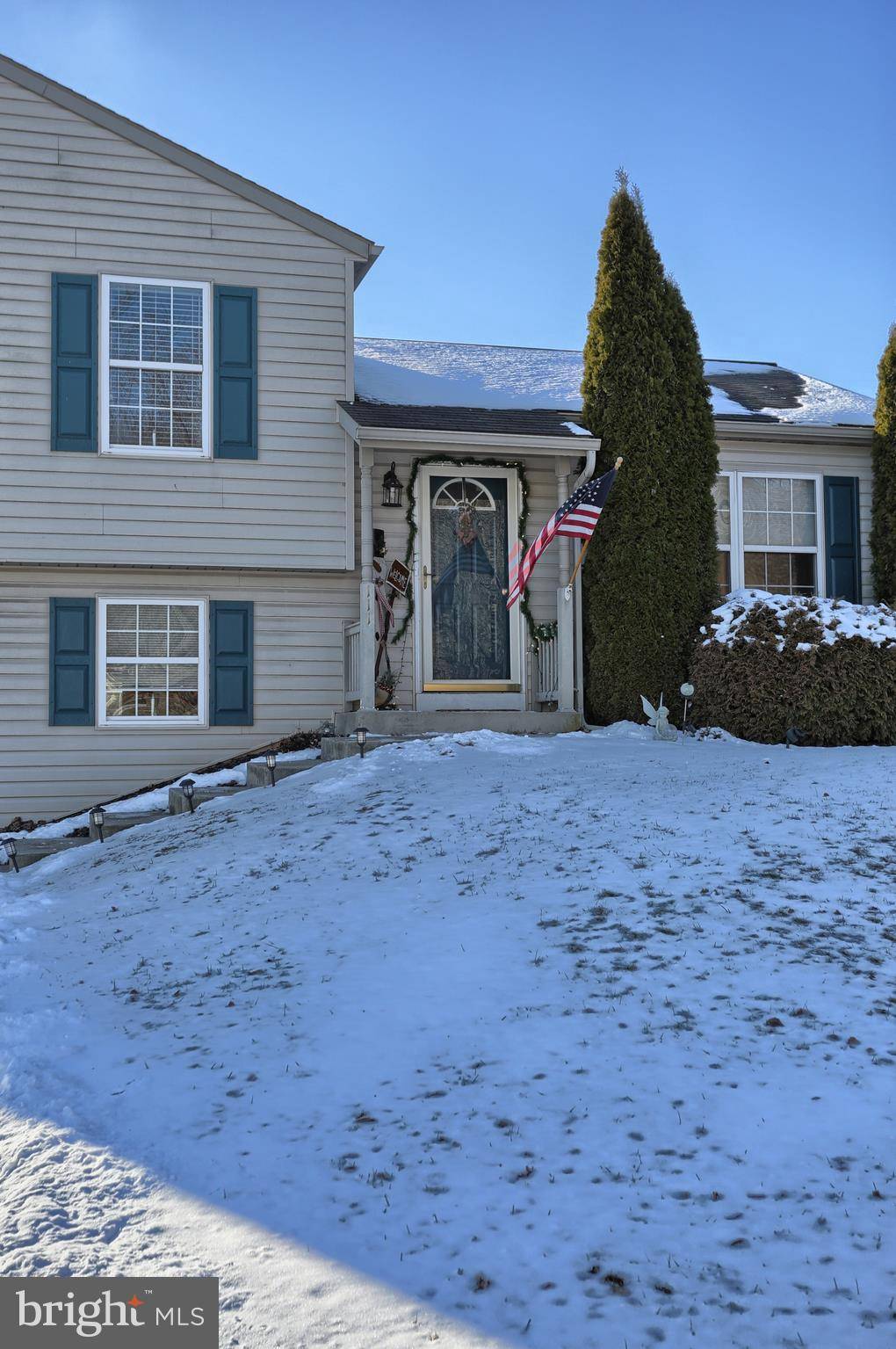 Bainbridge, PA 17502,111 SKIPJACK WAY