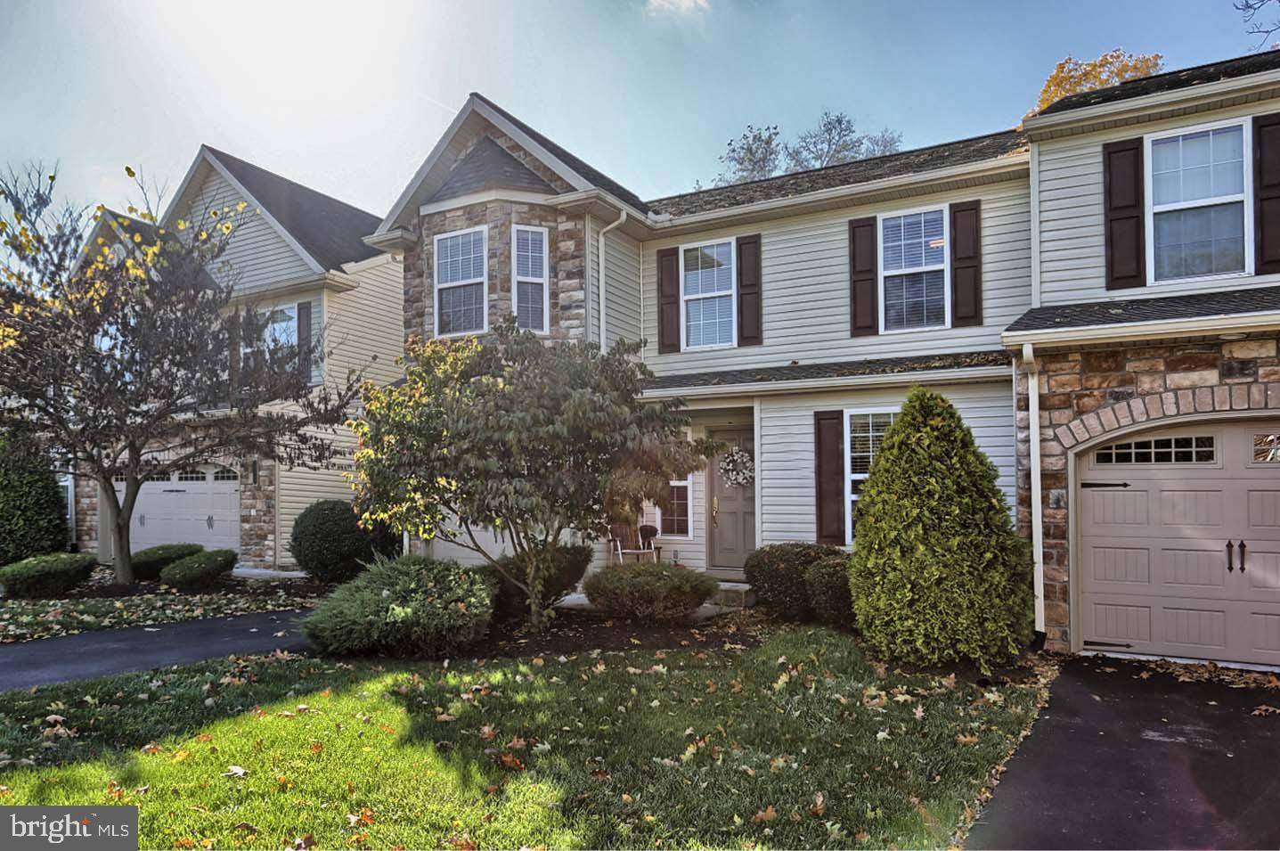 Mechanicsburg, PA 17050,107 PIN OAK CT