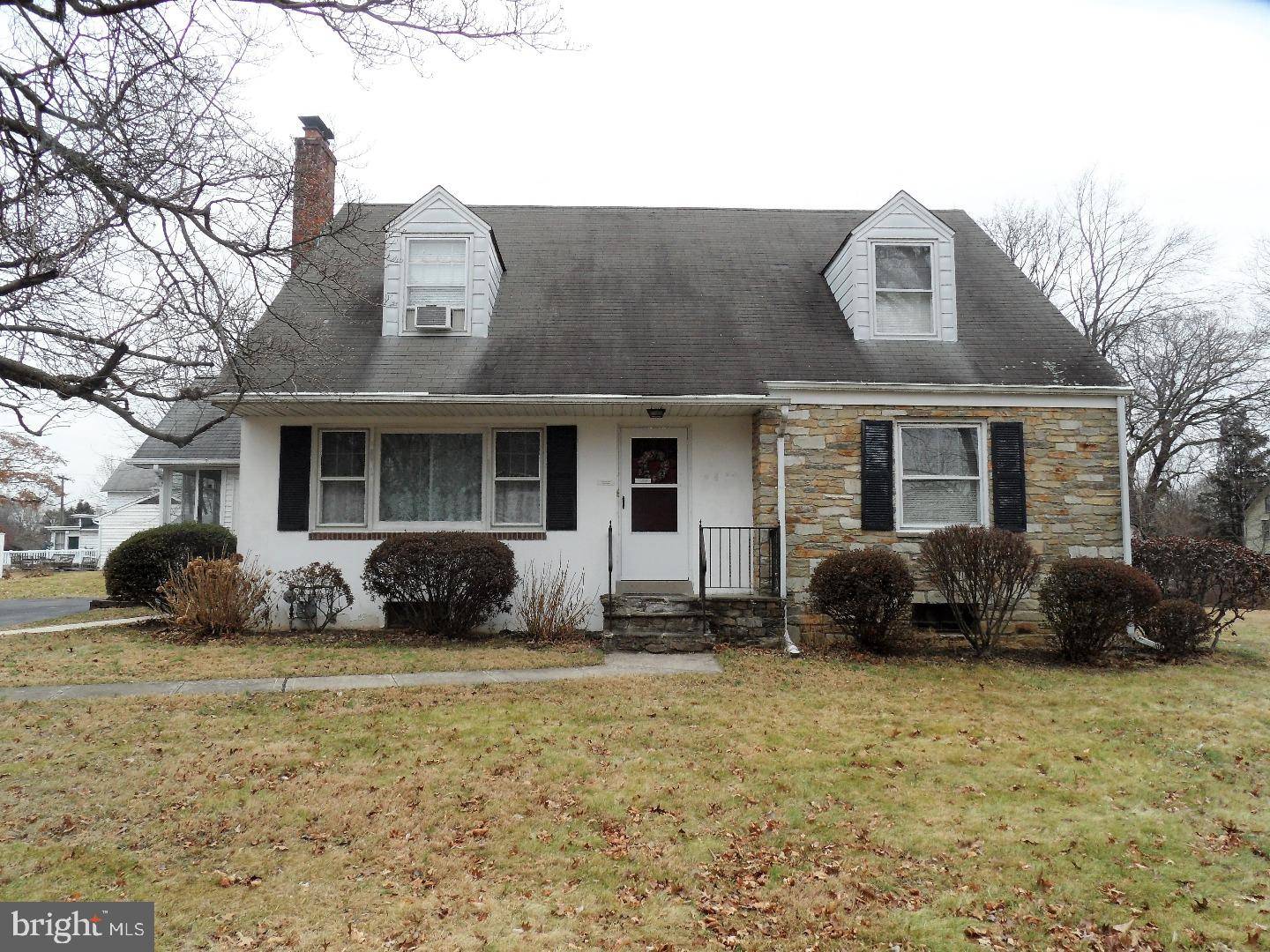 Langhorne, PA 19047,907 WALNUT AVE