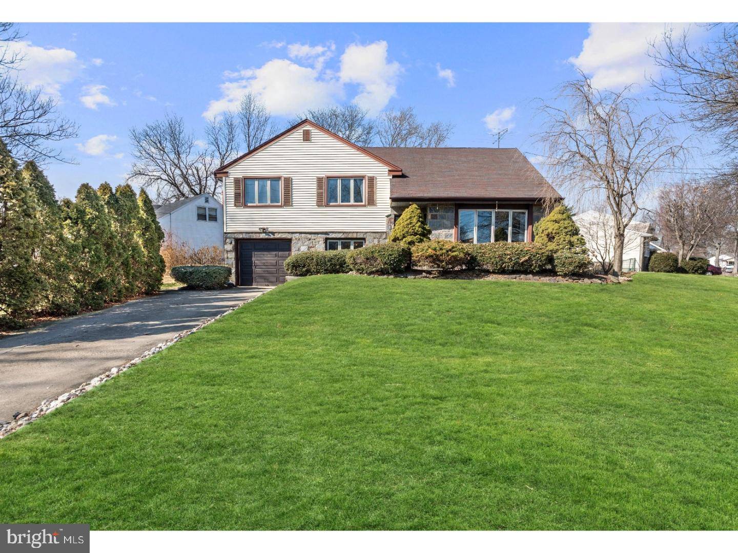 Cinnaminson, NJ 08077,195 BOXWOOD LN