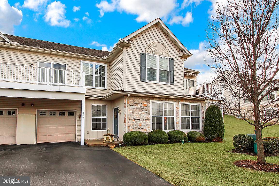 Stewartstown, PA 17363,908 CRESTVIEW LN