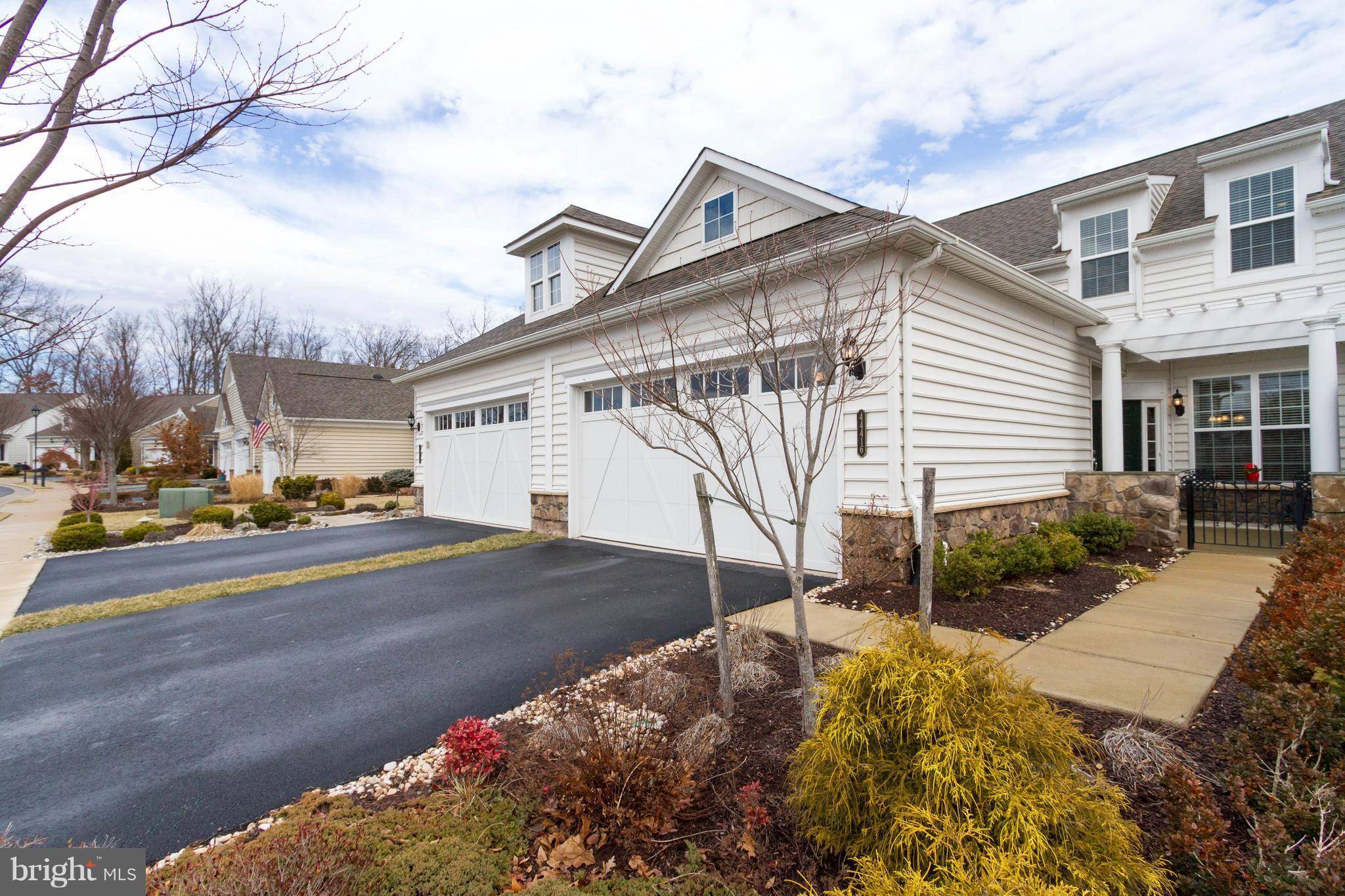 Ashburn, VA 20147,44416 CRUDEN BAY DR